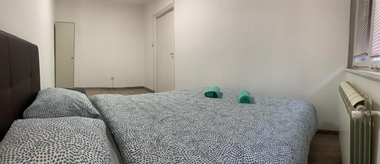 Private Rooms Belgrade Hostel Zewnętrze zdjęcie