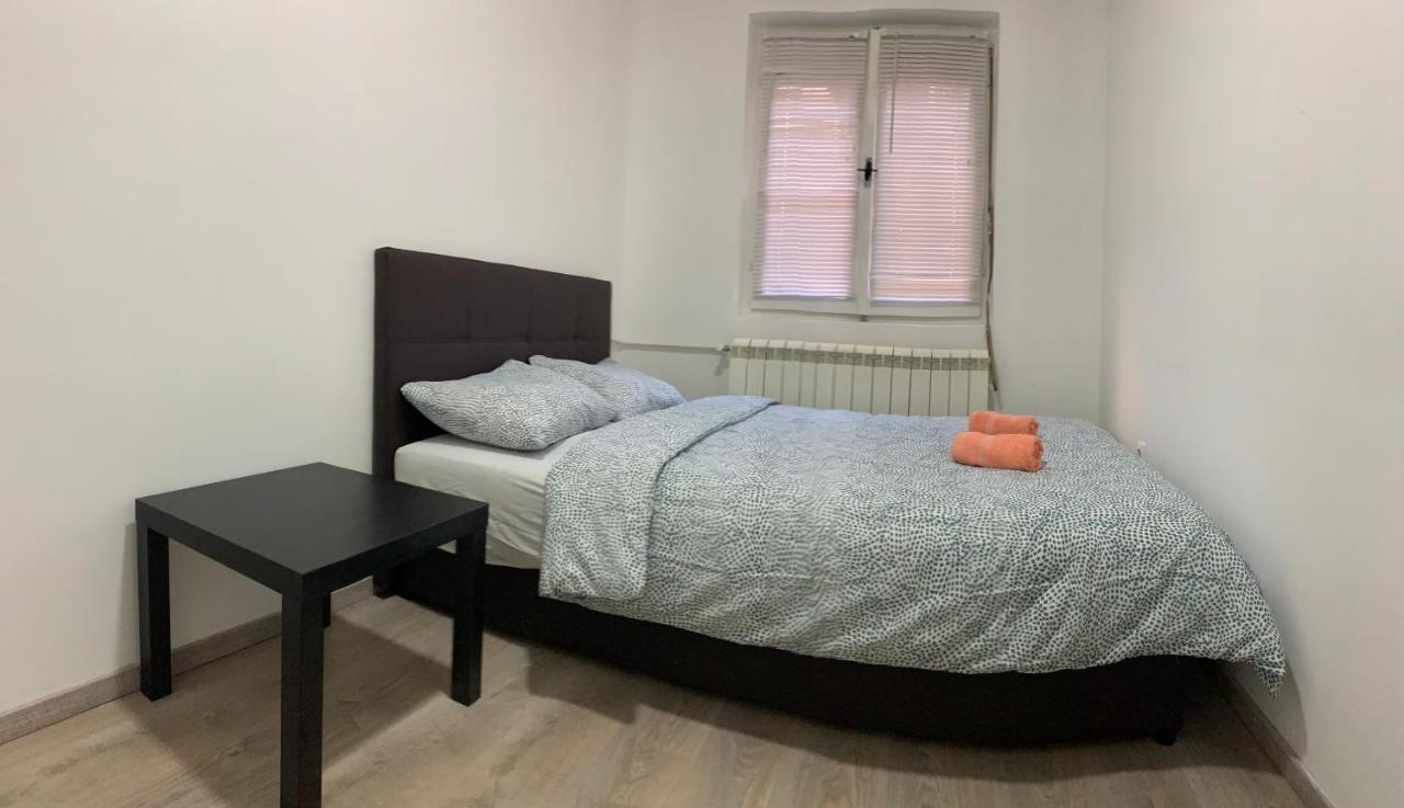 Private Rooms Belgrade Hostel Zewnętrze zdjęcie